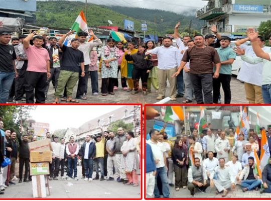 Uttarakhand: Protests intensify over paper leaks and transparency in the examination system; demonstrations held in four cities against the lathi-charge on students.