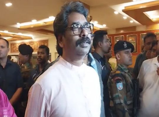 Uproar over JPSC irregularities: CM Hemant Soren vows strict action against the guilty; BJP attacks, calling the CID probe a mere eyewash.