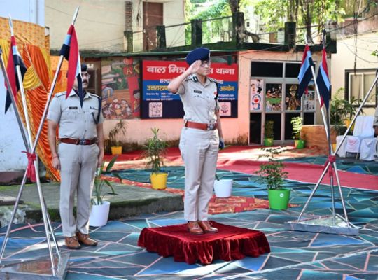 Uttarakhand: IG Kumaon&rsquo;s public interaction program in Haldwani becomes a platform for awareness! A strong message delivered on cybercrime, digital fraud, and a drug-free 'Devbhoomi'.