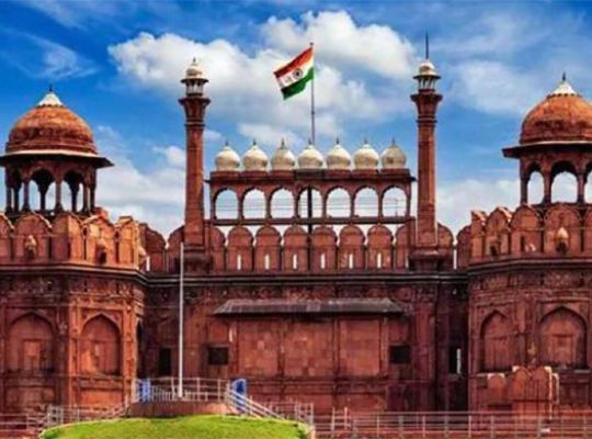 Big News: Impregnable security at the Red Fort for Independence Day! Multi-level anti-terror plan implemented; every nook and corner monitored by over 1,000 AI cameras.
