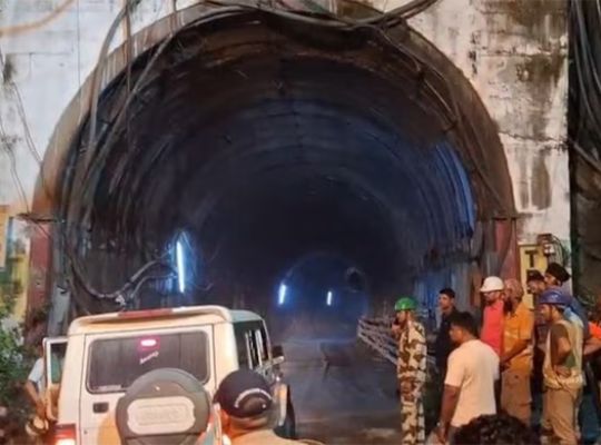 Uttarakhand: Body of another worker recovered in Chamoli tunnel tragedy! Two workers still missing; rescue operation underway on a war footing.