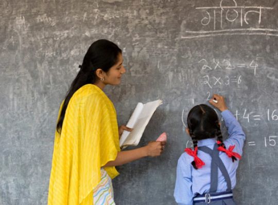 Uttarakhand: Uproar in an Almora school over the alleged beating of a female student! Teacher beat the student for not doing homework; public outrage ensues.