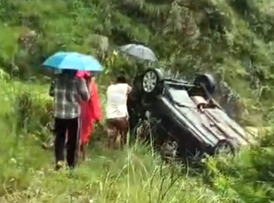 Bageshwar: Road accident in Dhapolasera, Kanda! Youth dies, companion injured.