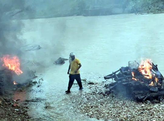 Almora: Mourning descends on the home where wedding festivities were set to take place in four months; a landslide in Vadyuda claims the lives of a mother and her two children.