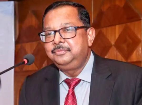 Big News: Justice Ujjal Bhuyan raises questions regarding the Jantar Mantar incident, stating that if government officials themselves break the law, it will fuel anarchy.