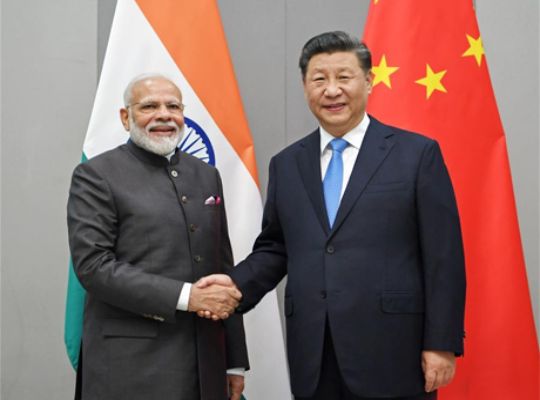 Big News: Major diplomatic activity ahead of the BRICS summit! Xi Jinping may visit India; a potential meeting with PM Modi at Bharat Mandapam is on the cards.
