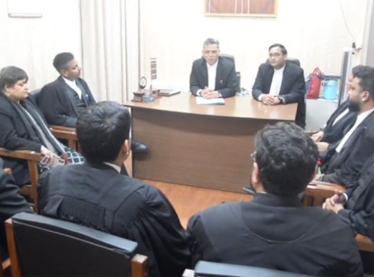  Nainital: Major demand by the High Court Bar Association! Advocates in the state should receive cashless medical facilities of up to ₹5 lakh; a letter has been sent to the Chief Minister.