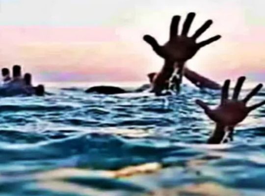 Uttarakhand: A two-year-old innocent girl had come to her maternal grandparents' home with her mother; while playing, she wandered near a pond, and her life came to a tragic end.