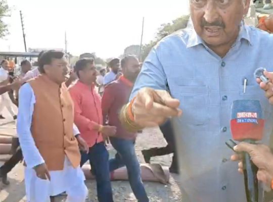 Uttarakhand: Political turmoil amidst voting in the Kichha civic body elections! Supporters of MLA Behad and former MLA Shukla engaged in slogan-shouting and traded serious allegations.