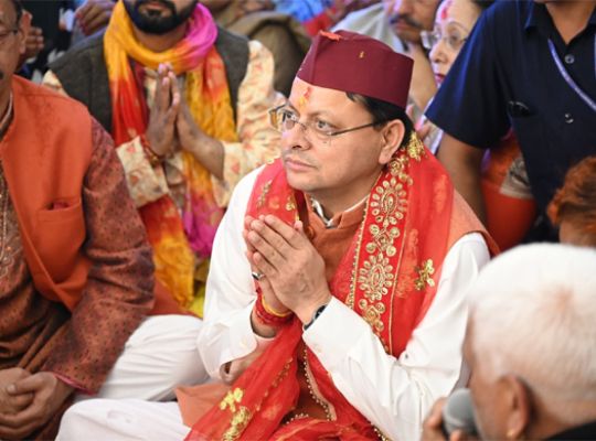 Nainital: Chief Minister Dhami arrives at the Nanda Devi Festival; seeks blessings from Goddesses Nanda and Sunanda.