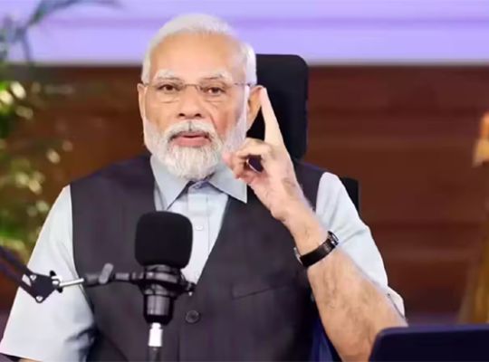 Big Breaking: PM Modi speaks on 'Mann Ki Baat' marking 10 years of the surgical strike! The action taken by Indian soldiers across the LoC stunned the world; he also mentioned villages in Uttarakhand.