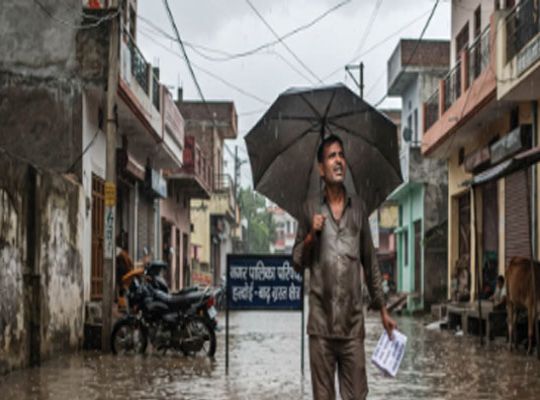 A unique plea from Hardoi amidst the devastation: Anger spills over the pain of 56 rain-related deaths; a man lodges a complaint against 'Lord Indra'.