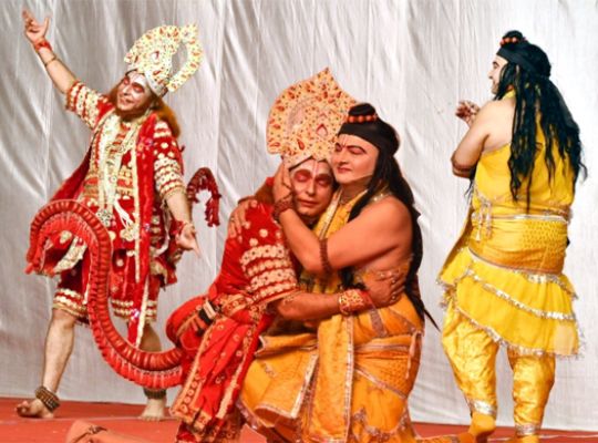  "I am but an ignorant monkey; it took me too long to recognize the Lord..." The grand reunion of Rama and Hanuman in Rudrapur proved deeply moving, featuring a powerful enactment of the divine play, culminating in the slaying of Bali.