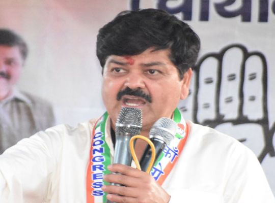 Political barbs in Uttarakhand on Dussehra: Ganesh Godiyal launches a major attack, stating that various types of 'Ravanas' will themselves enter the arena to burn Ravana.
